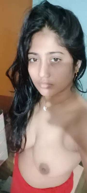Cute Indian girl nude selfies best collection