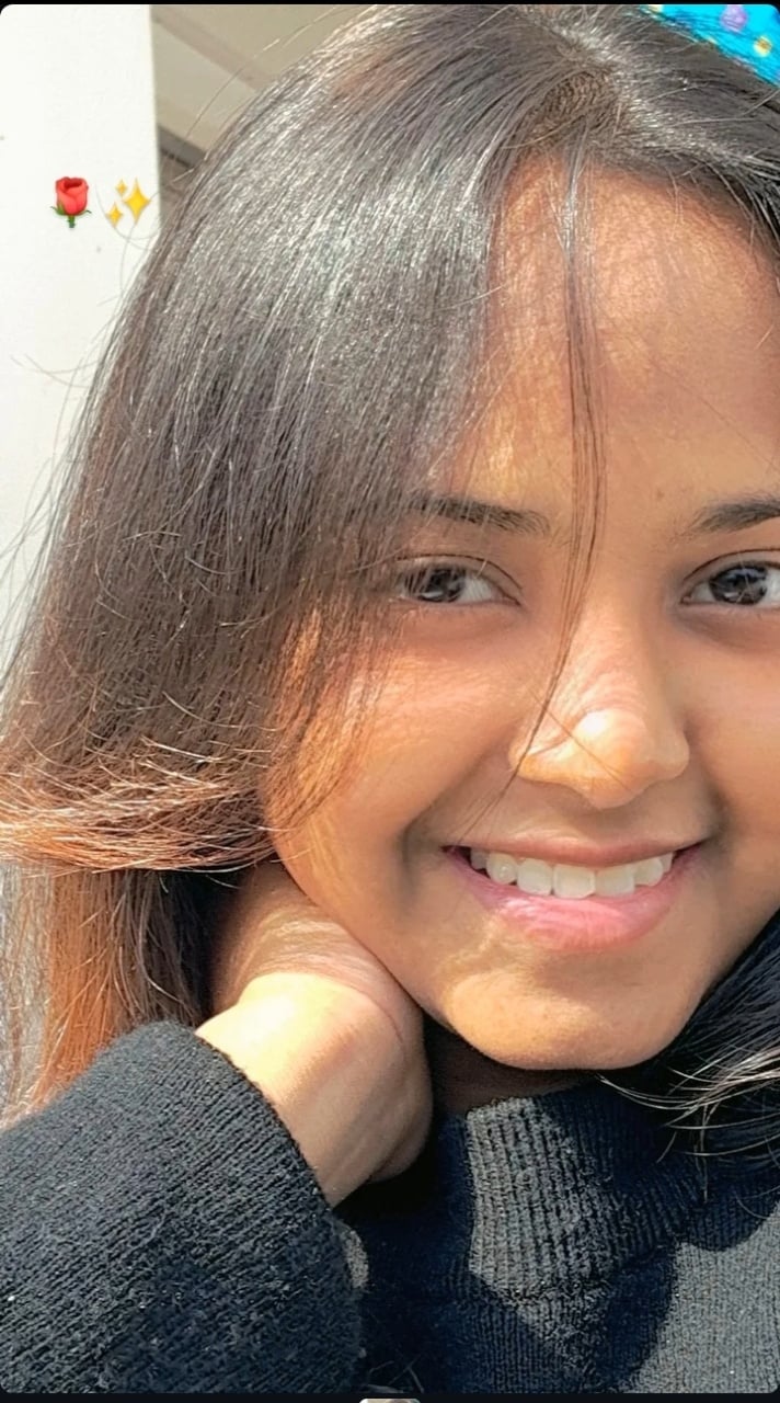 Cute Snapchat girl topless mirror photo leaked