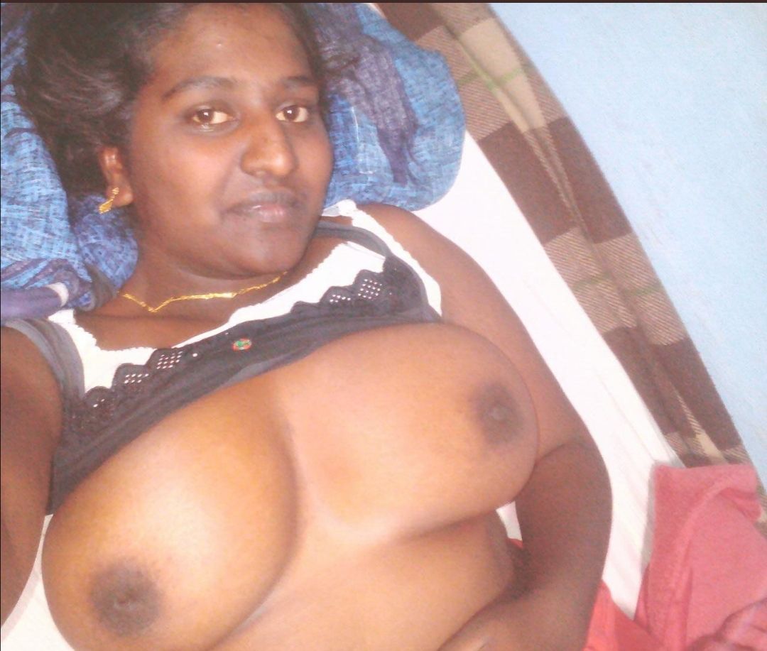 Tamil black beauty showing her big boobs