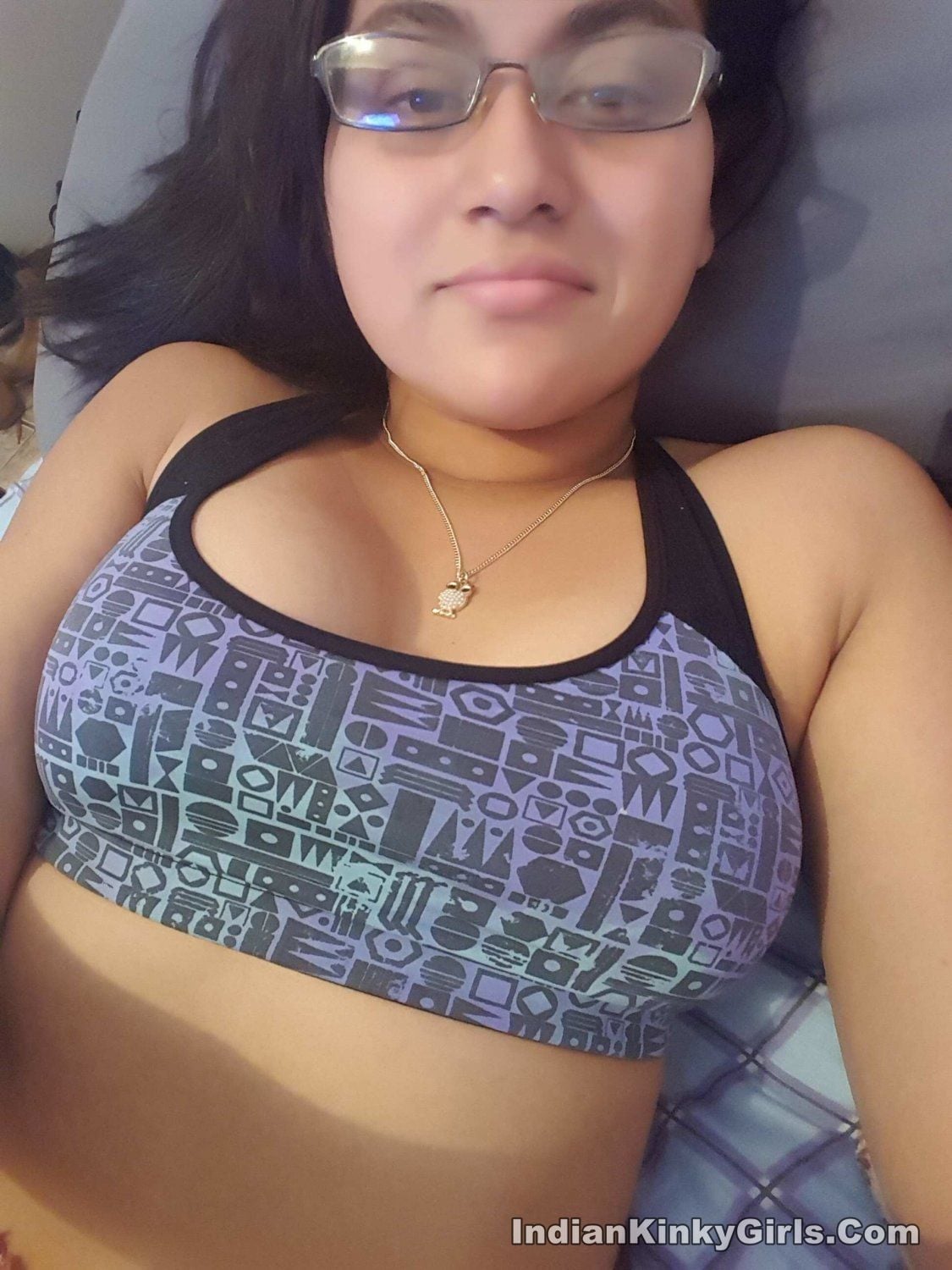 Hot babe in inners showing her perfect figure