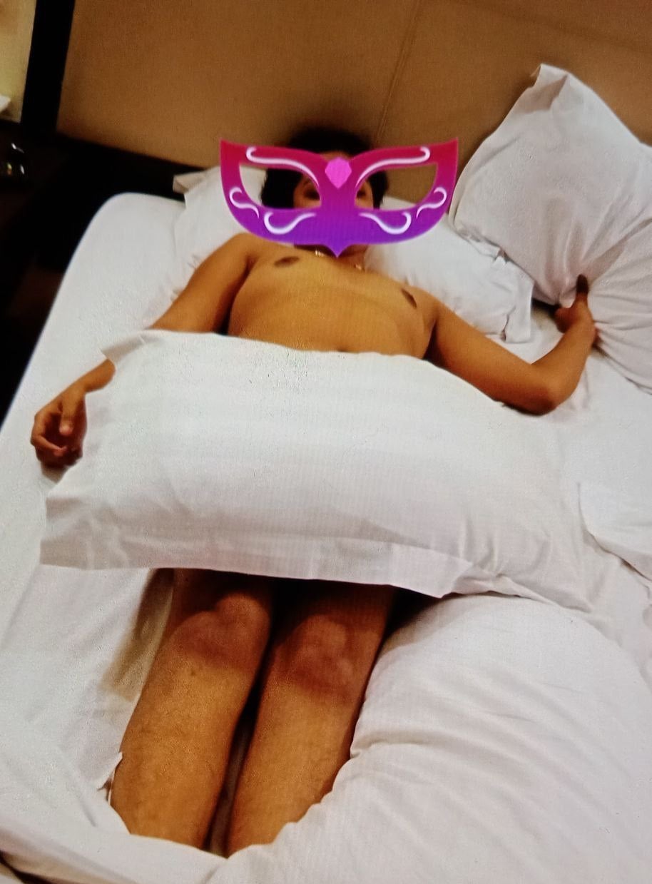 Tamil GF naked sex with boyfriend in hotel room