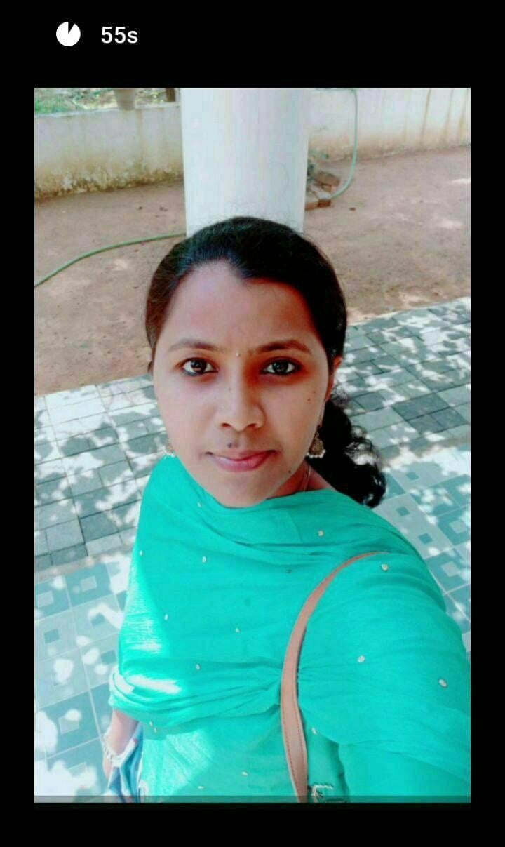 Mallu girl private nude photos shared online