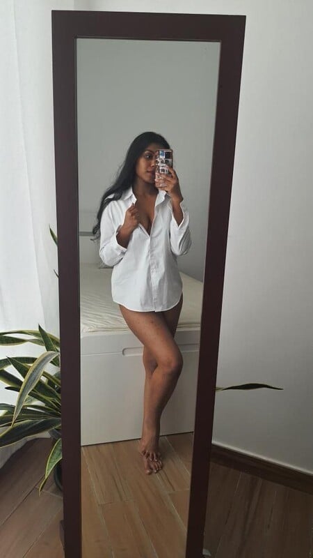 Open shirt hot figure topless seductive photos