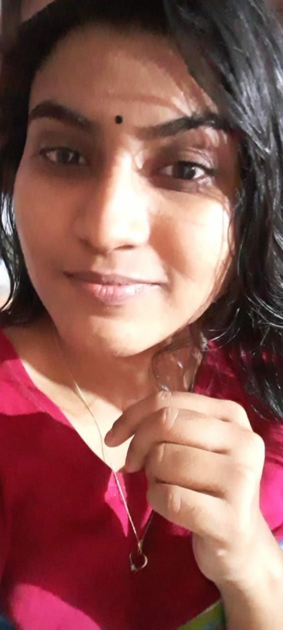 Mallu hot figure topless juicy boobs showing