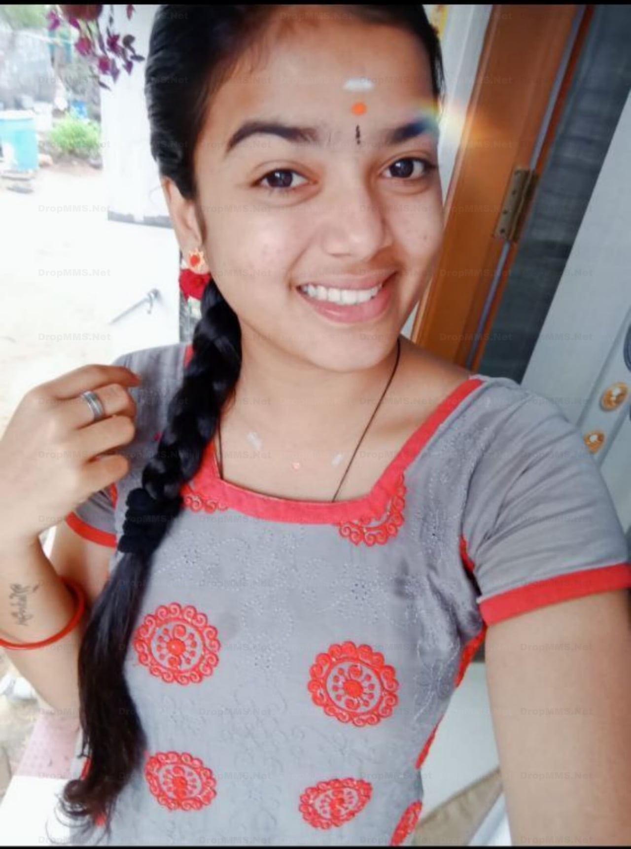 Tamil maami ponnu hairy pussy and sexy boobs show