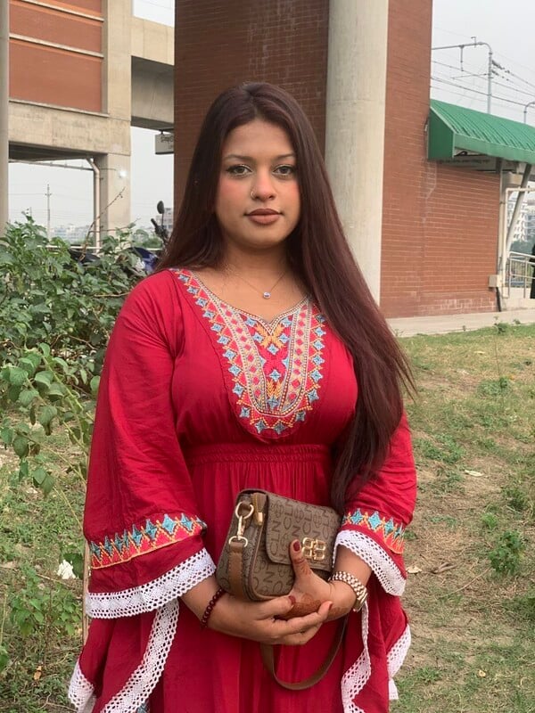 Punjabi Instagram girl smoking and nude clicks