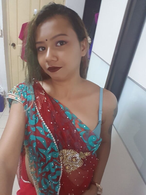 Manipuri girl in Chennai in nude selfies for lover