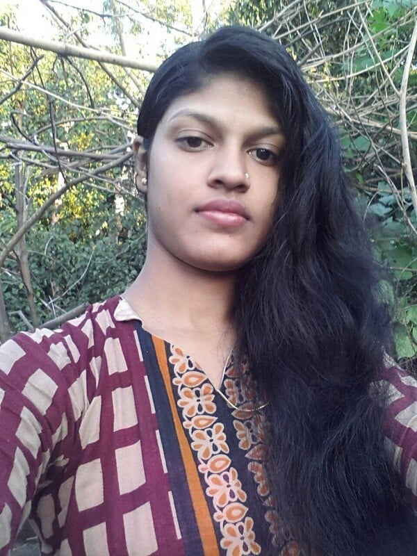 Tamil village girl topless sexy boobs showing