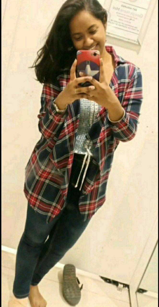 Sexiest Bengaluru girl nude selfie clicks