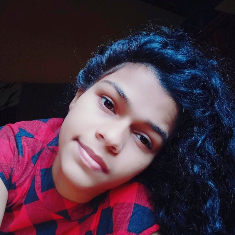 19yo college teen exposing milky boobs photos