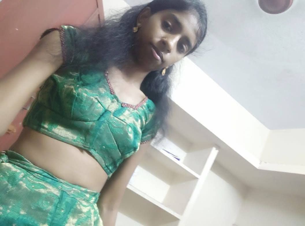 Hairy pussy Tamil girl nude sex chat with lover