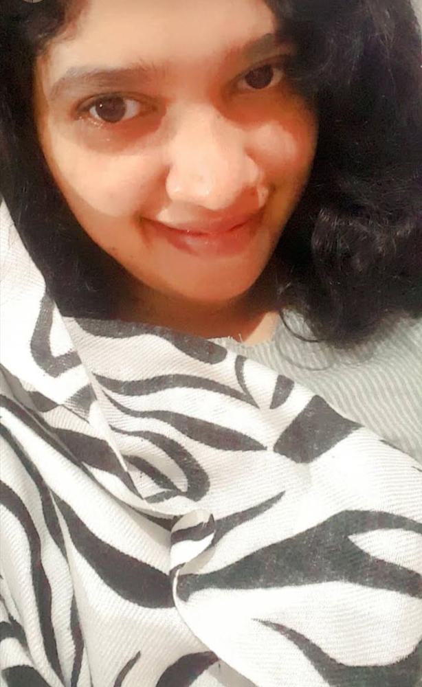 Kozhikode girl hairy pussy fingering photos