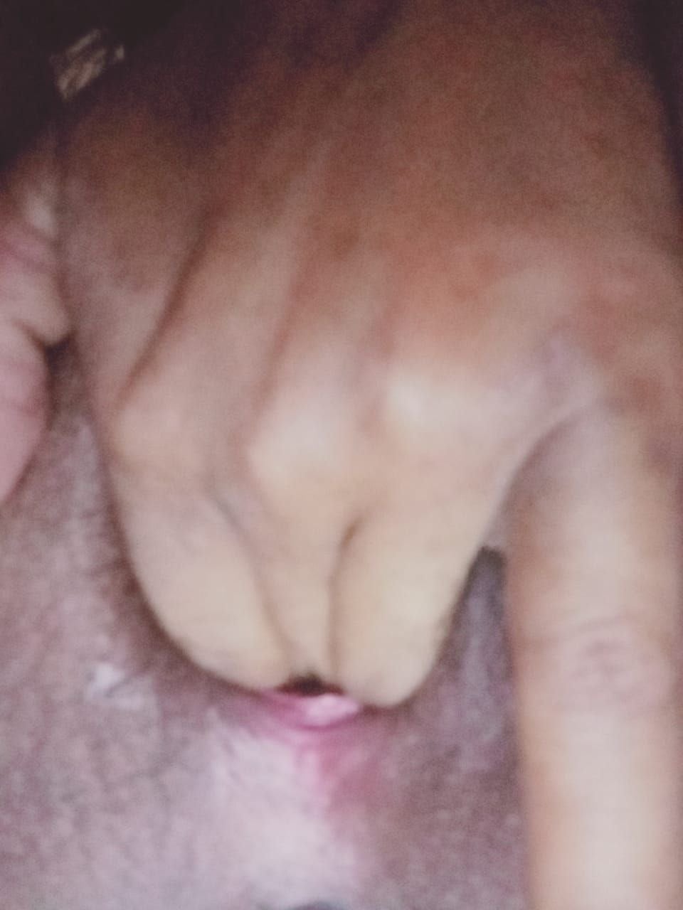 Lankan office girl pink pussy fingering in nude