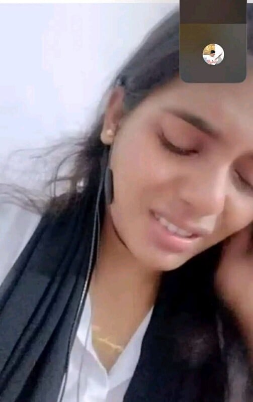 Unseen rare nude pic of cute Indian girlfriend