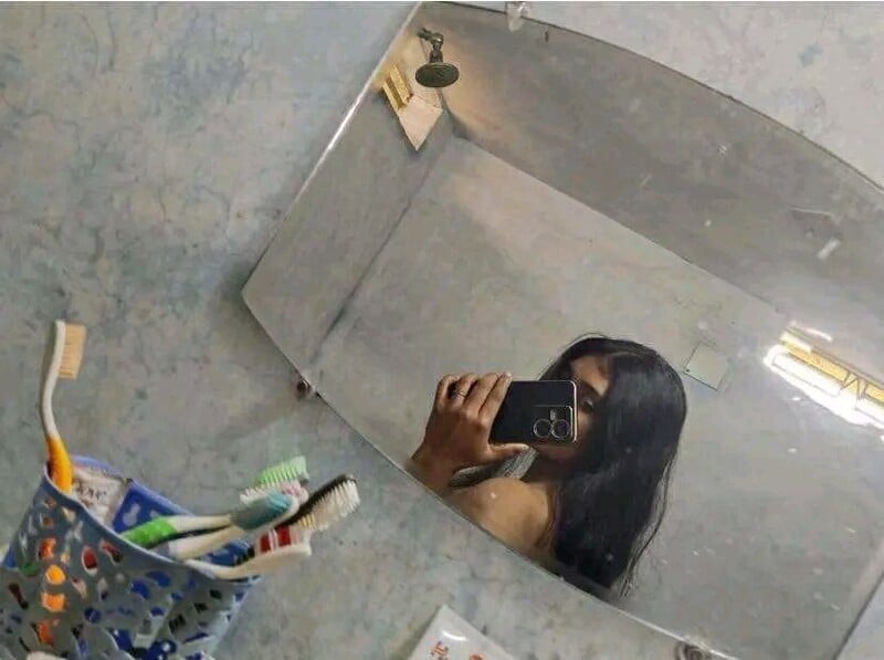 Unseen rare nude pic of cute Indian girlfriend