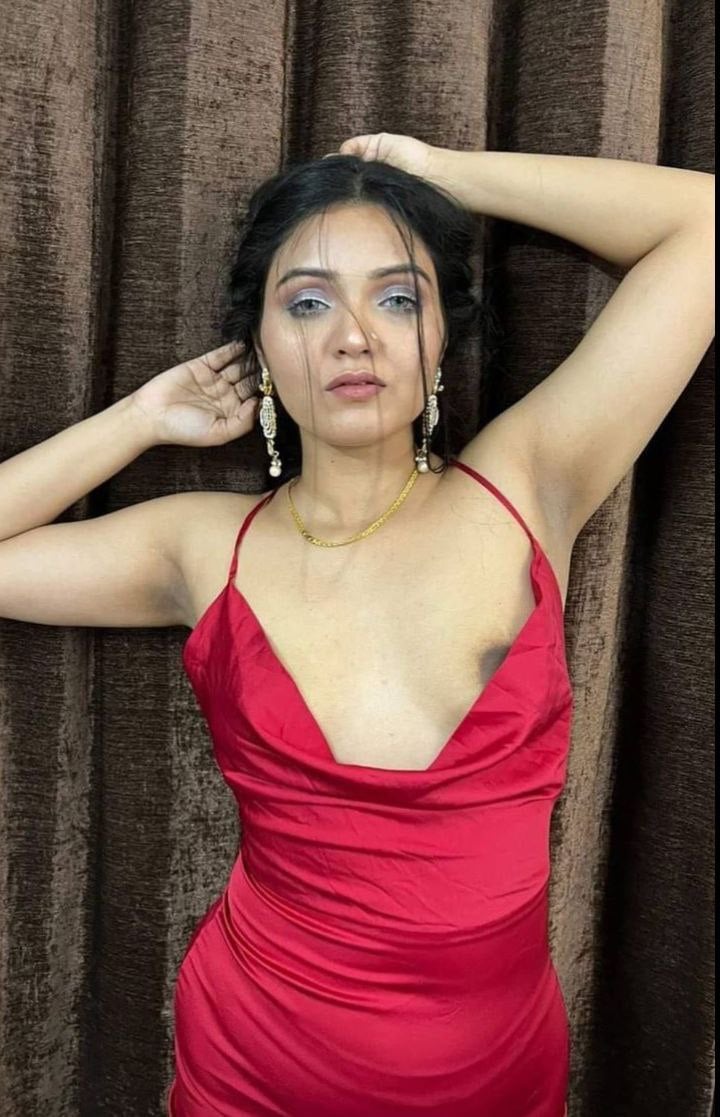 Indian model naked photos and lingerie shoot