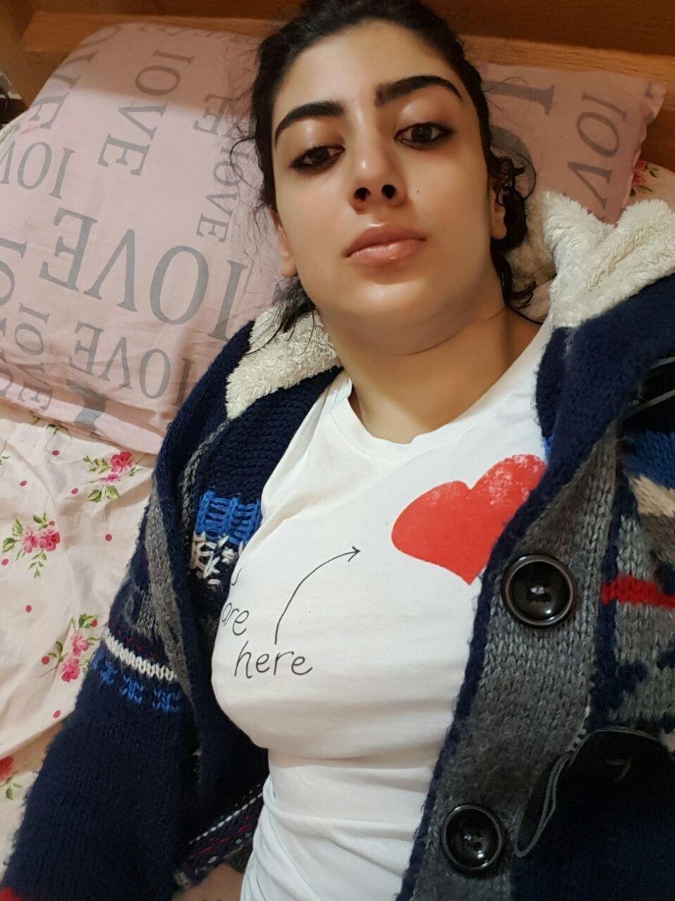 Bengali hijab nude girl flaunts hairy pussy