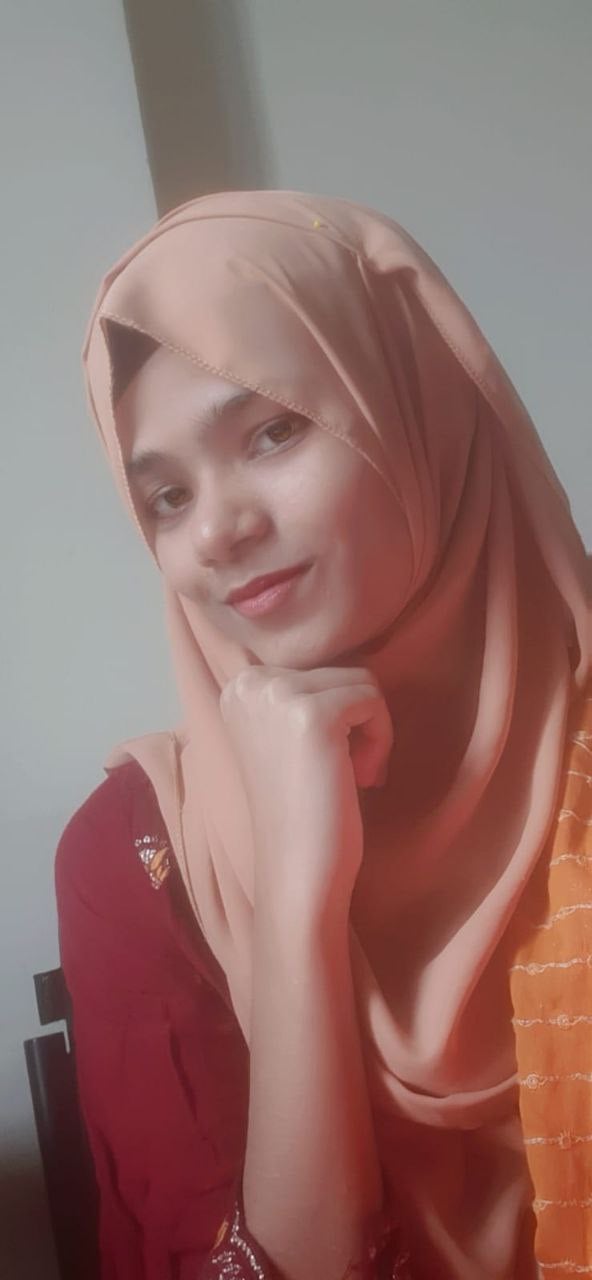 Slim hijab girl nude small boobs and hairy pussy