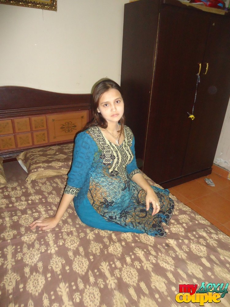 Pregnant Indian Wife Sonia Naked