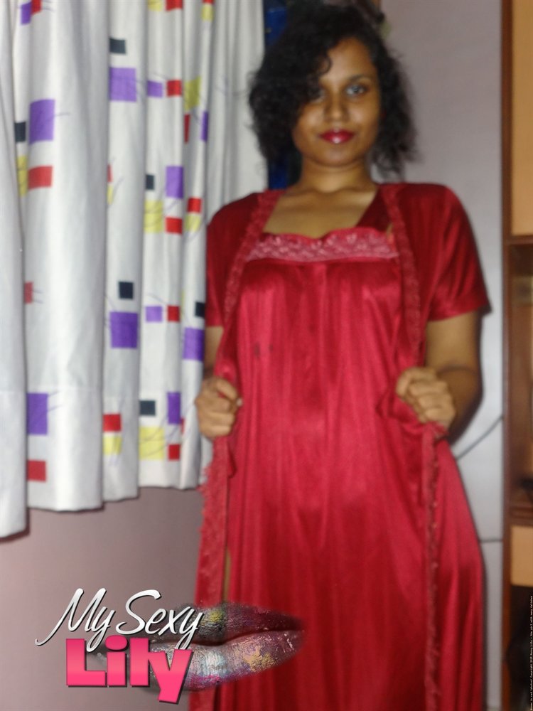 Horny Indian Young College Girls Nude Sexy Boobs