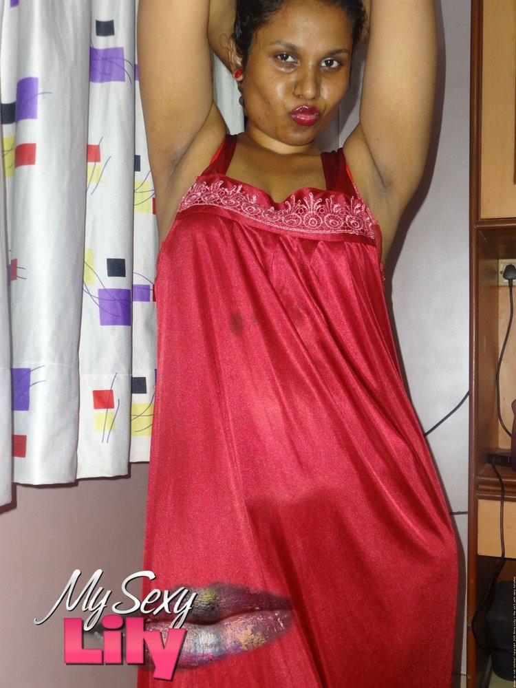 Horny Indian Young College Girls Nude Sexy Boobs