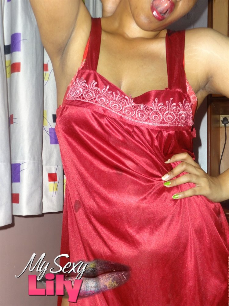 Horny Indian Young College Girls Nude Sexy Boobs