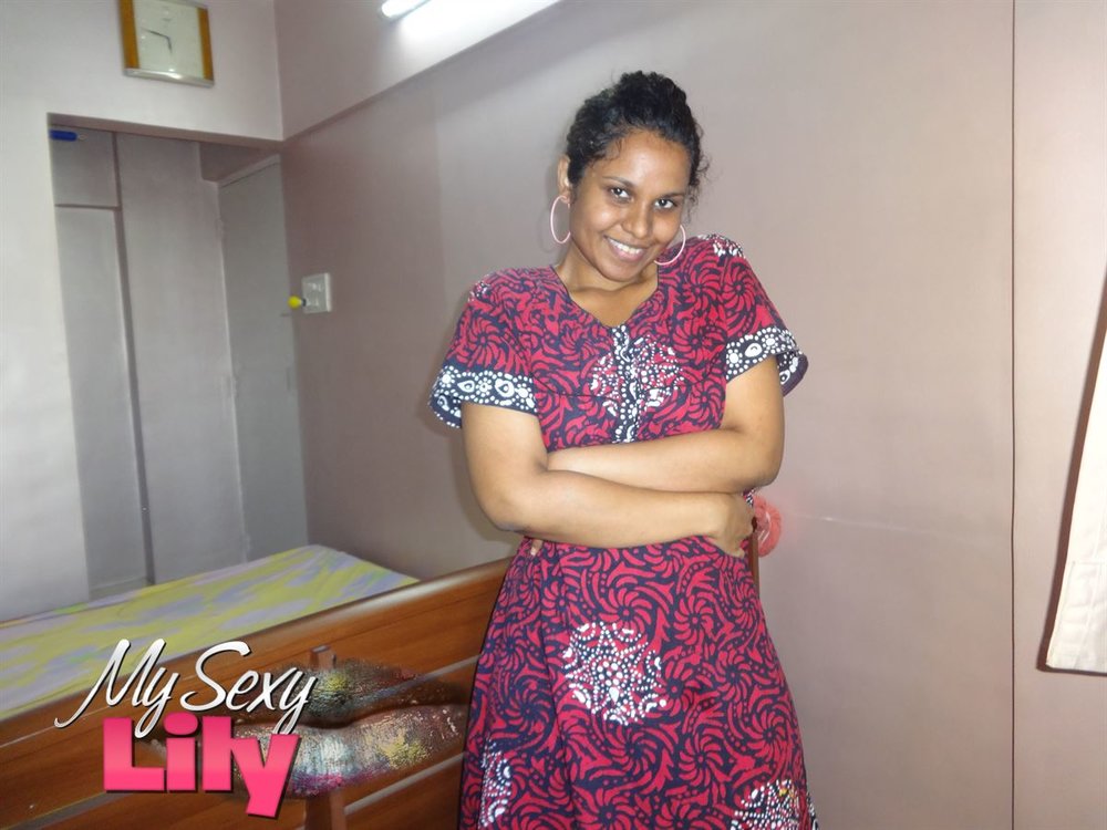 Horny Lily Nude Indian Girl Erotic Nighty