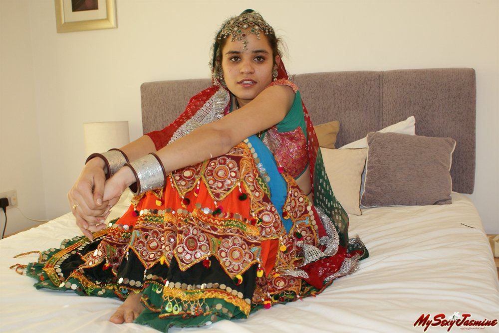 Jasmine Gujarati Indian Babe Role Play