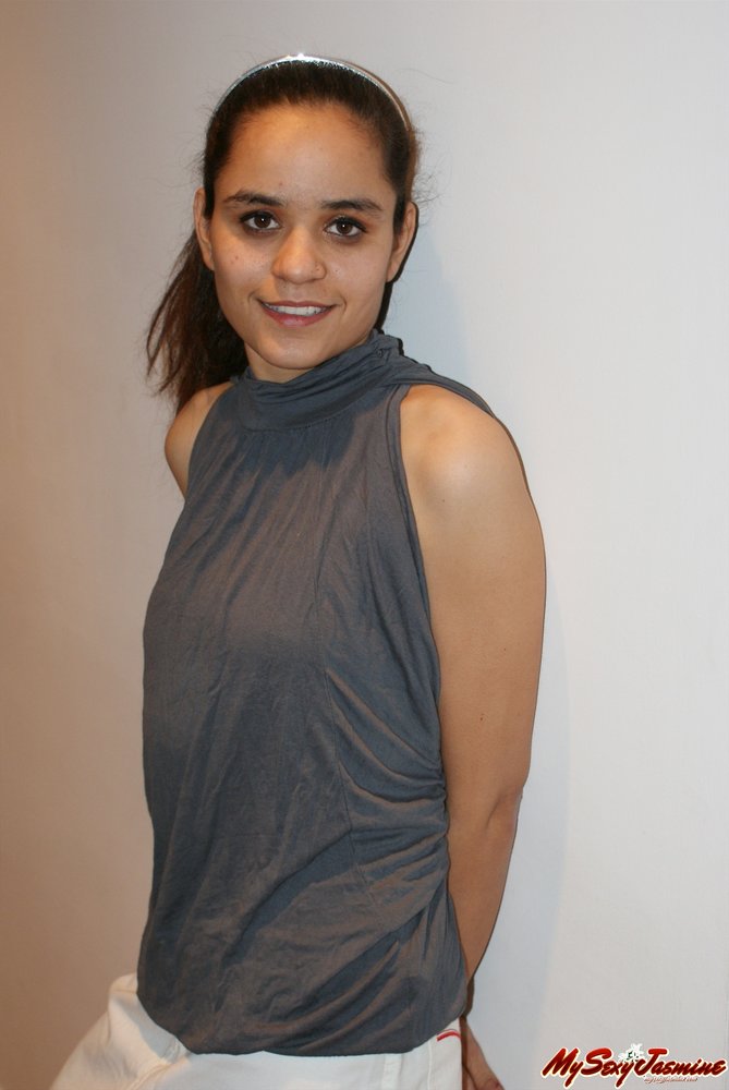 Jasmine Hot Indian Nude Big Tits Show