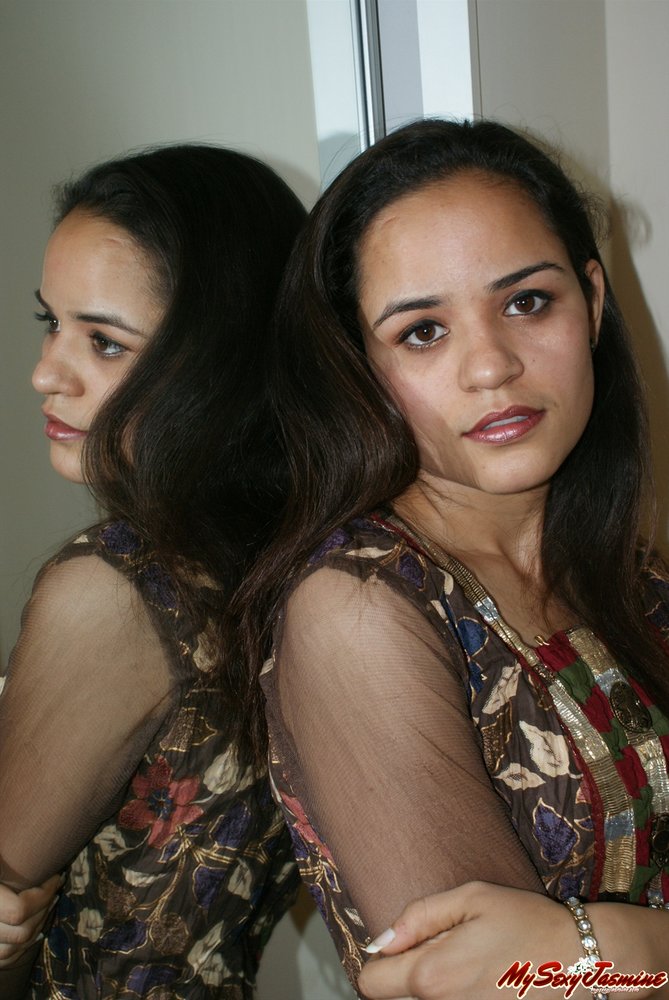 Jasmine Masturbating With Durex Lube