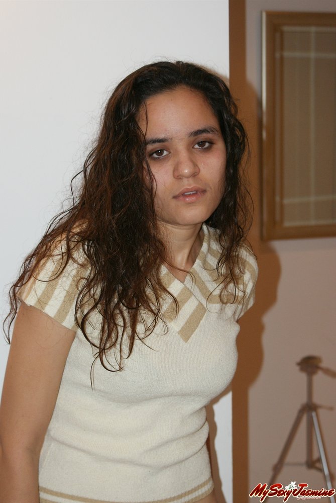 Jasmine Nude Indian College XXX Photos