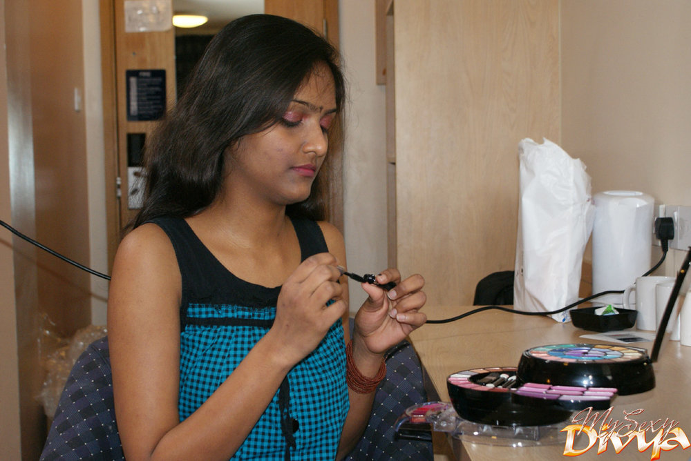 Sexy Babe Divya Getting Ready For Sex Party