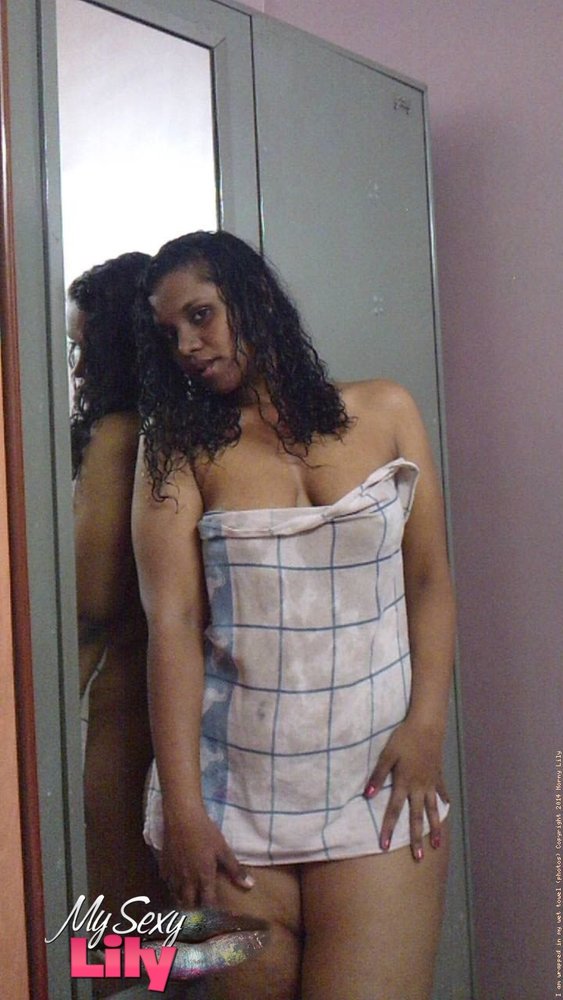 Sexy Young Indian Girl Juicy Milky Boobs