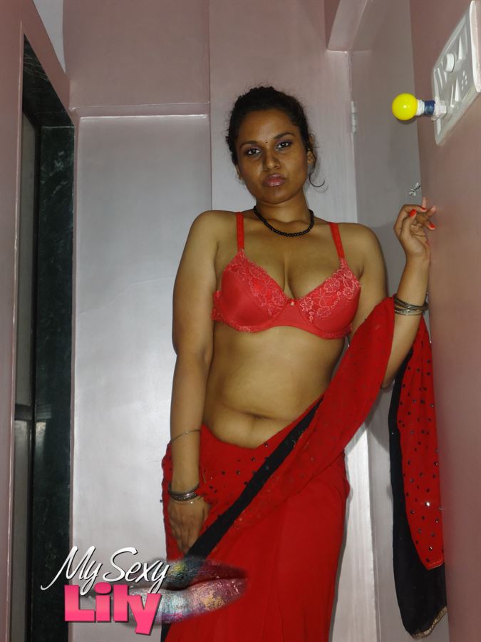 Young Sexy Horny Lily Nude Indian Girl XXX