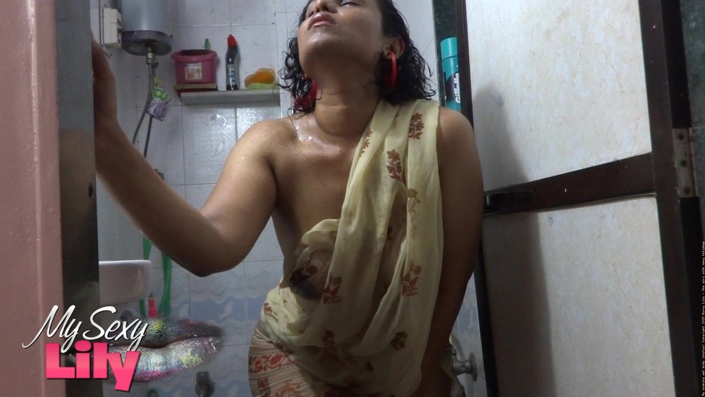 Young Sexy College Girl Lily Nude Topless Boobs