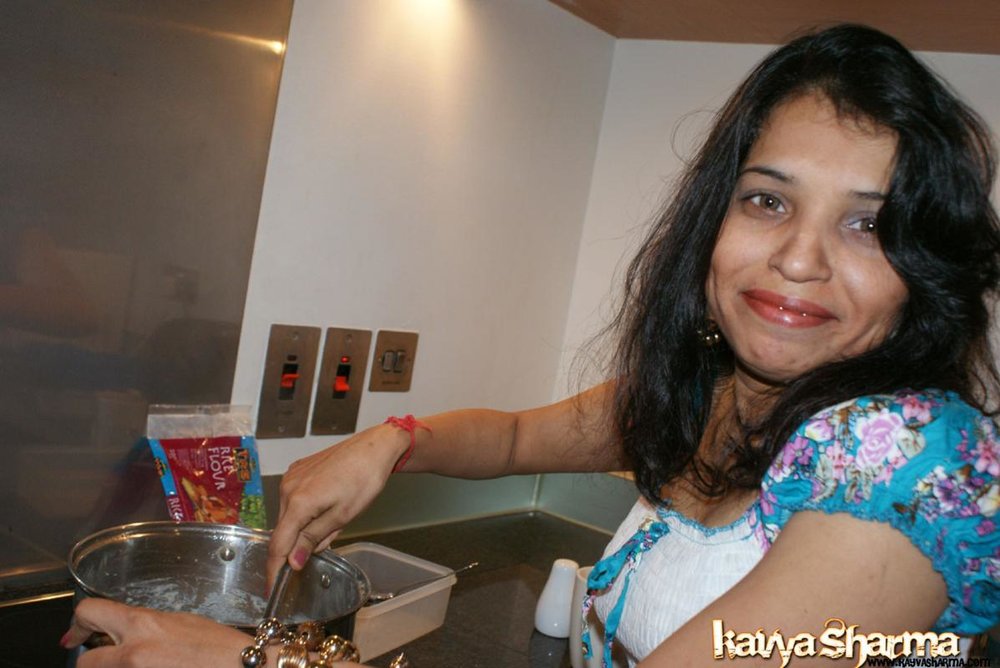 Indian Babe Nude Kitchen Sex Photos