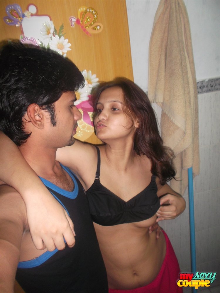 Sunny Sonia Passionate Love Romantic Sex Pics