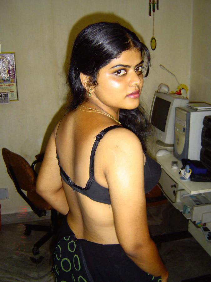 Neha Nair India Hottest Sexiest Indian Wife