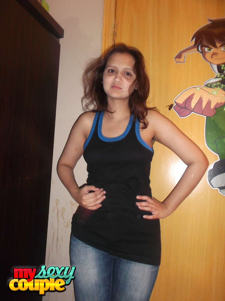 Sonia Nude Indian Bhabhi Erotic Lingerie