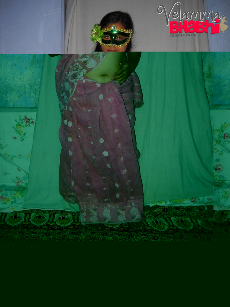 Velamma Bhabhi Hot Sexy Milky Big Tits