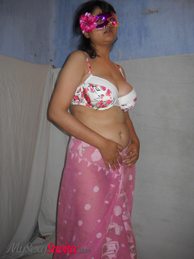 Savita Hot Indian Big Tits Bhabhi Pink Sari