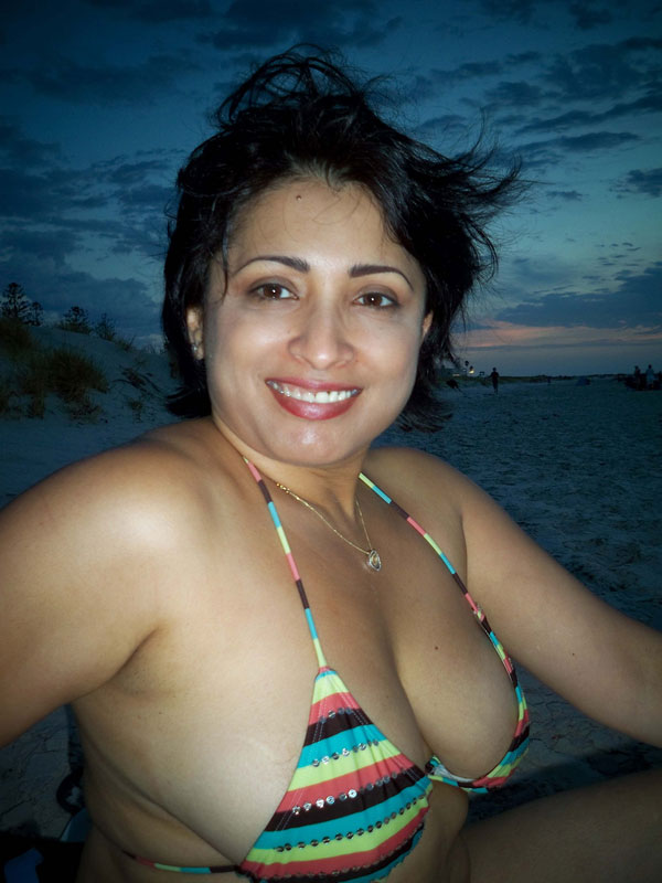 Big Tits Indian Amateur Girl Nude