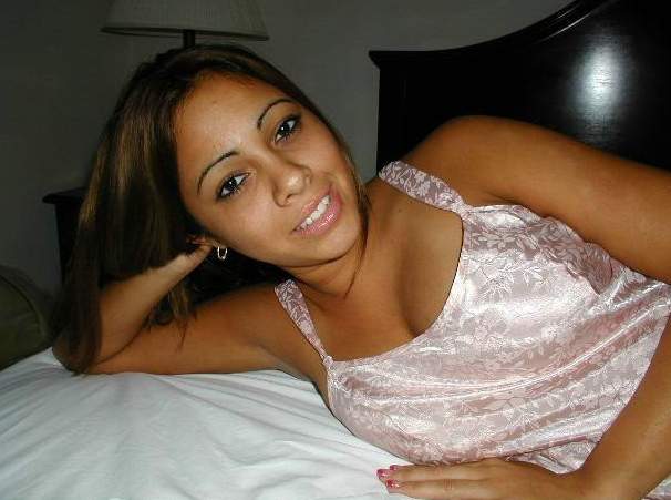 Hot Sajida White Nighty Stripped Naked