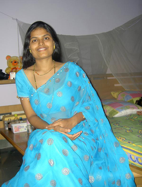 Horny Looking Indian Wife Blue Sari Pictures