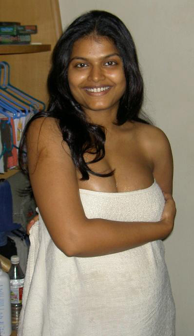 Indian Wife Aprita Honeymoon Sex Pictures