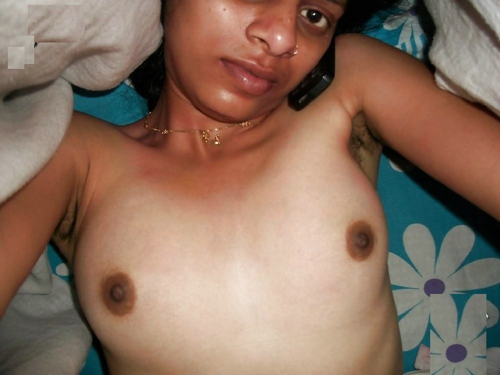 Shy Indian Sarita Bhabhi Nude Pics Leaked