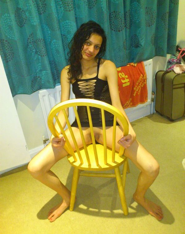 Hot Indian Aunty Mumtaz Posing Lingerie