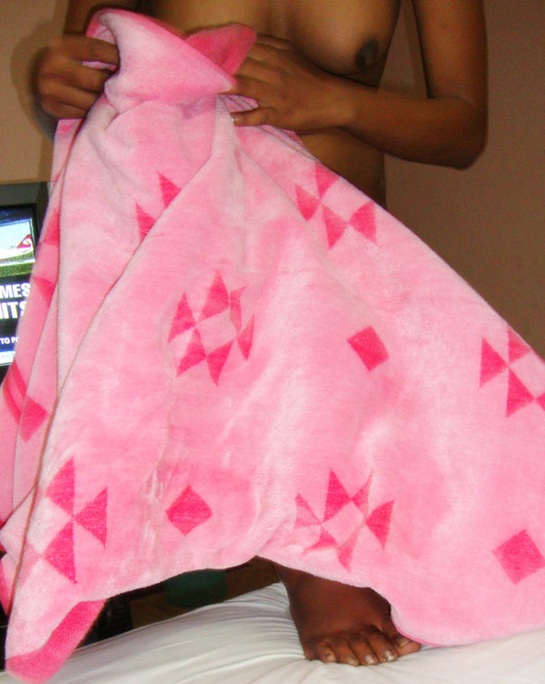 Spicy Indian Babe Undressing Naked On Bed