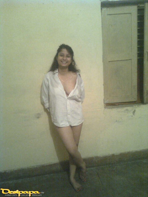 Beautiful Indian Girl Without Bra Posing Hot