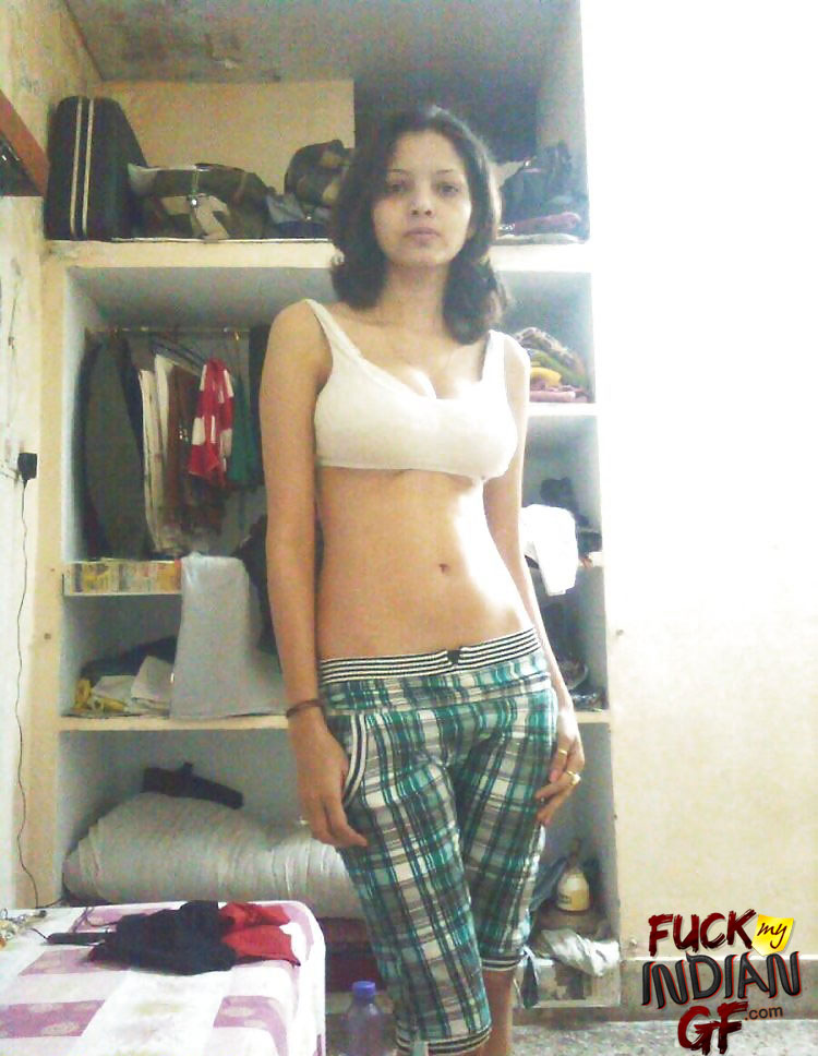 Hot Indian Shashi Bhabhi Naked For Boyfriend